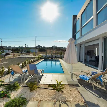 Villa Manta Chrysos - Brand New Luxury 3 Bedroom Protaras