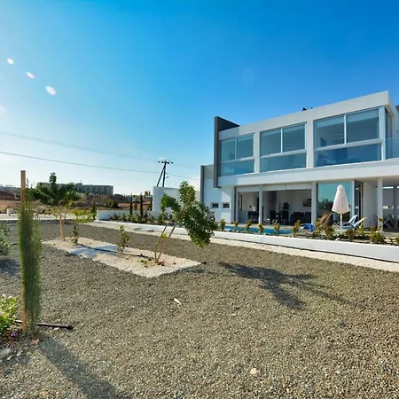 Manta Chrysos - Brand New Luxury 3 Bedroom With Private Pool Βίλα Πρωταράς