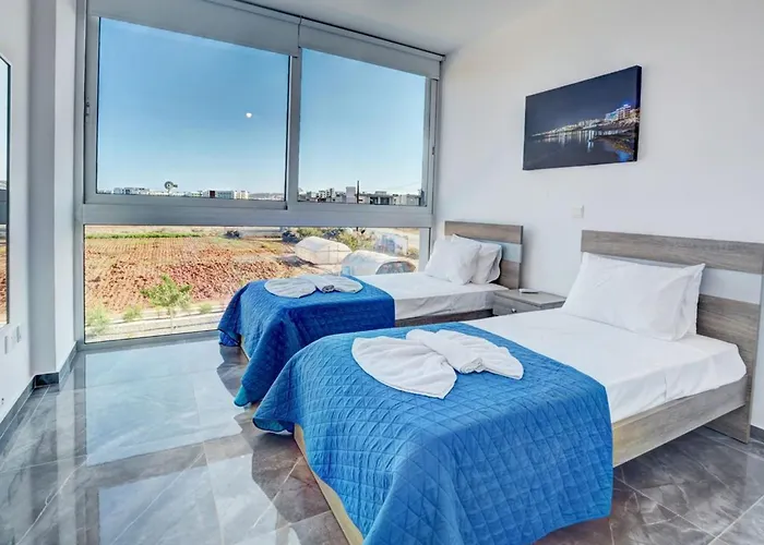 Vila Manta Chrysos - Brand New Luxury 3 Bedroom *