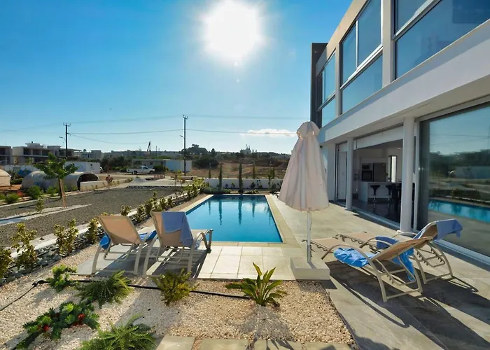 Vila Manta Chrysos - Brand New Luxury 3 Bedroom Protaras