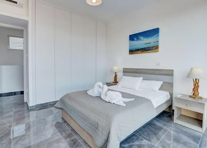 Vila Manta Chrysos - Brand New Luxury 3 Bedroom