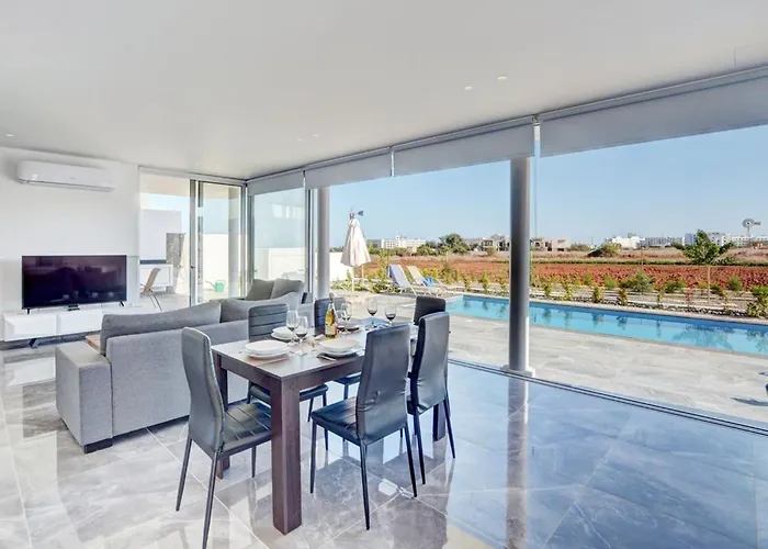 Vila Manta Chrysos - Brand New Luxury 3 Bedroom *