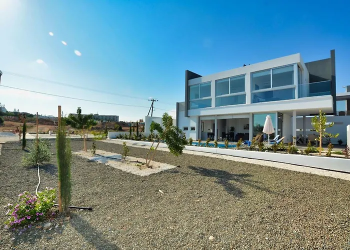 Manta Chrysos - Brand New Luxury 3 Bedroom Vila Protaras