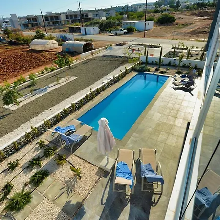 Manta Chrysos - Brand New Luxury 3 Bedroom וילה פרוטאראס